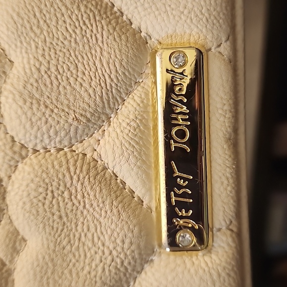 Betsey Johnson wristlet - Picture 2 of 4